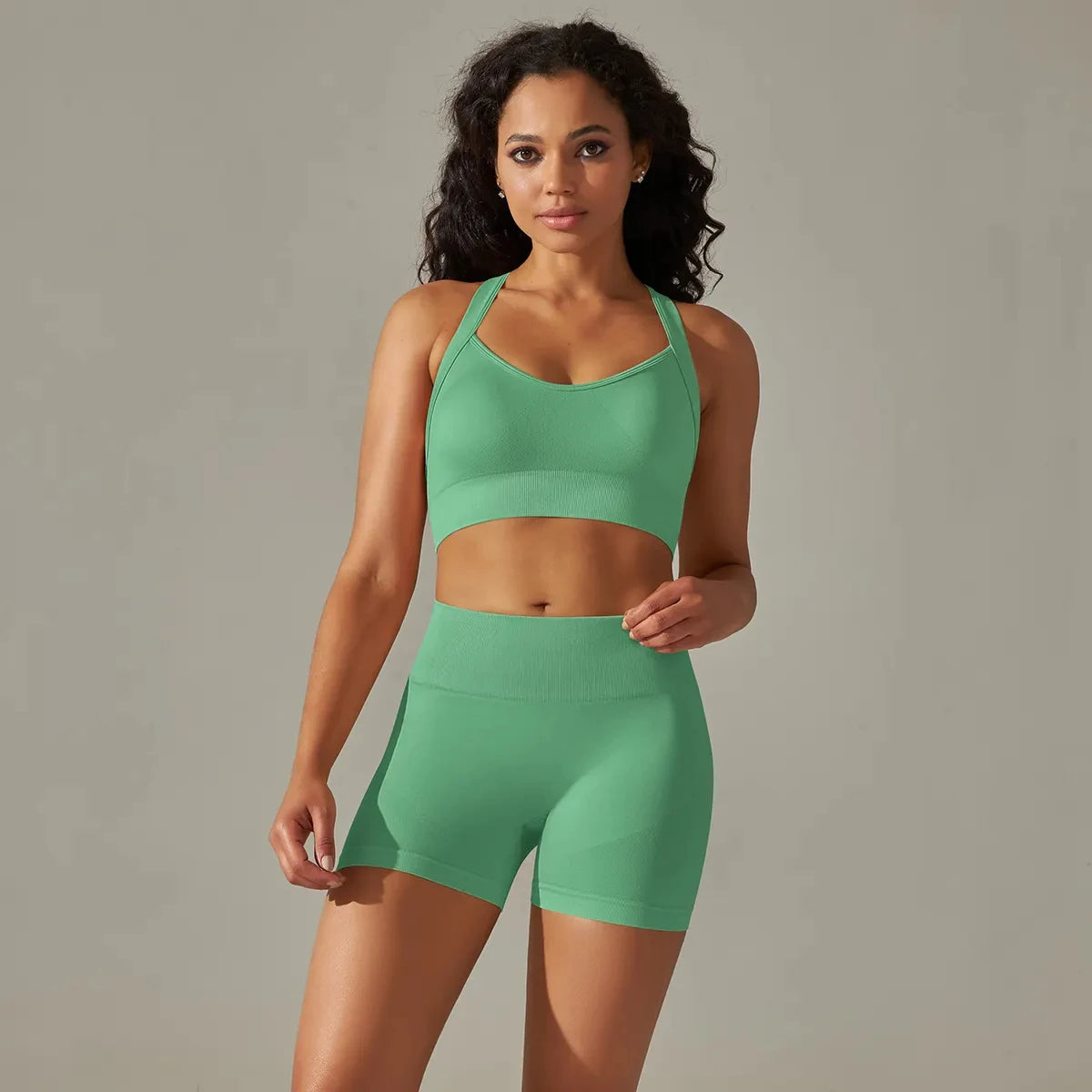 Wholesale 2-Piece Seamless Cross Back Bra Short Sports Yoga Gym Fitness Sets for Women Custom Logo Lightweight Breathable for