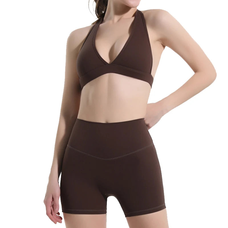 Women's Lightweight Halter Neck Sports Bra Active Gym & Yoga Wear with Triangle Support Padded Gym Top